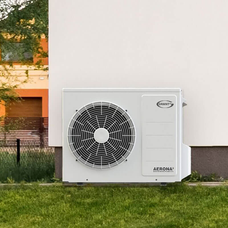 Grant Aerona R32 Heat Pump